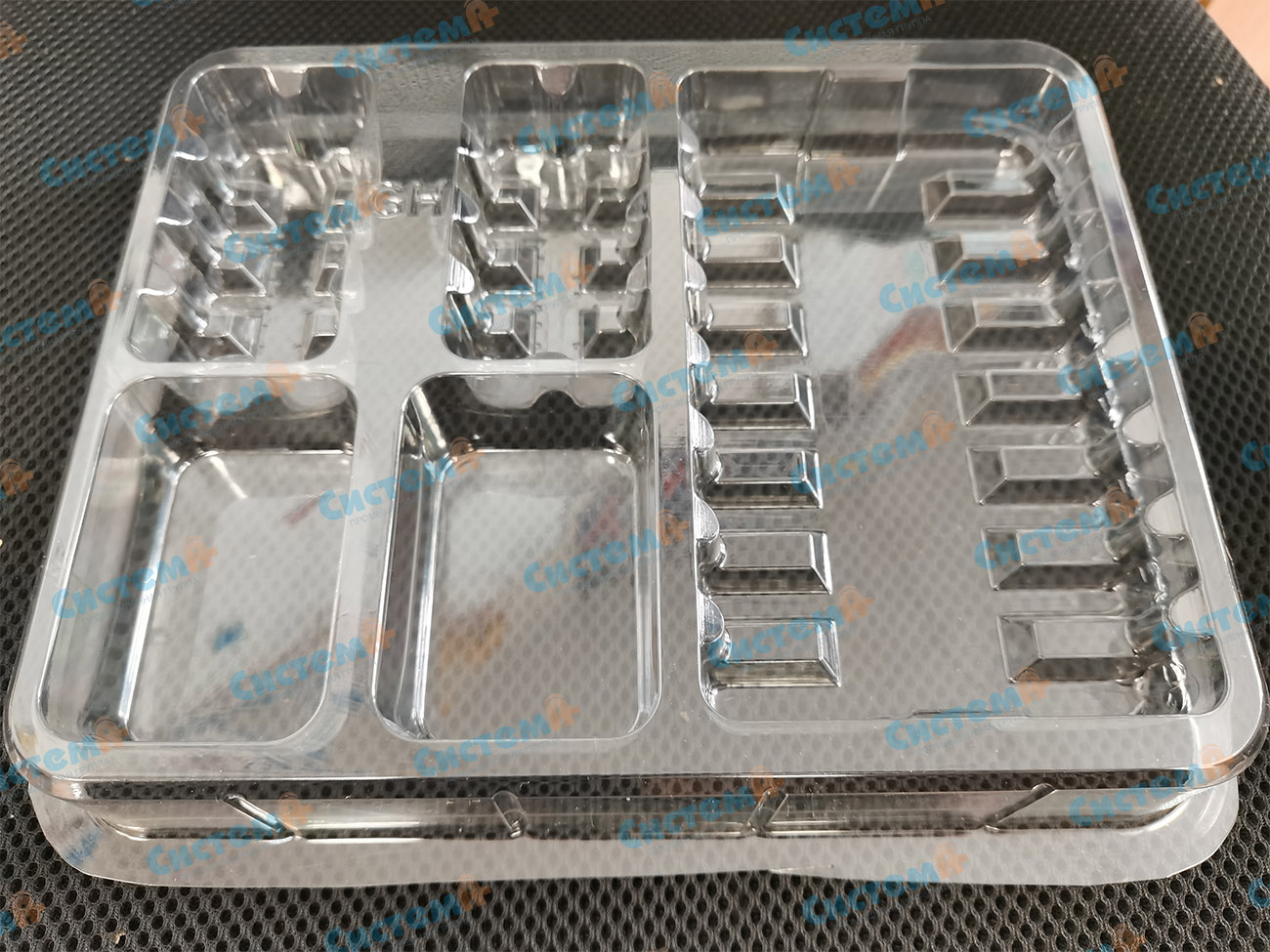 Пластиковый ложемент для настольной игры